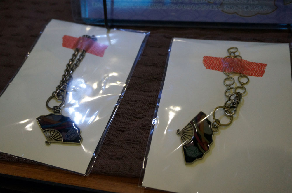 扇をモチーフにしたアイテム