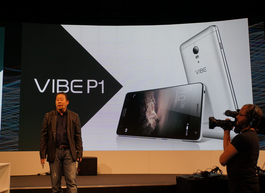 VIBE P1はスマートフォンを長時間利用するユーザーのために、ロングバッテリーライフを目指したモデル