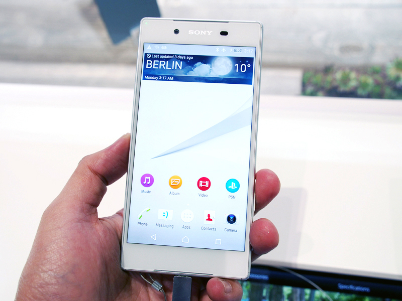 「Xperia Z5」の外観