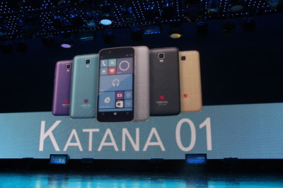 Windows 10 Mobileスマホ「KATANA 01」「KATANA 02」のスペック公開