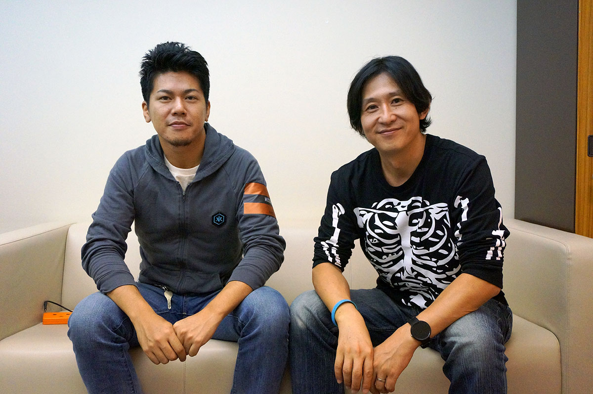 須賀氏（左）と川島氏（右）