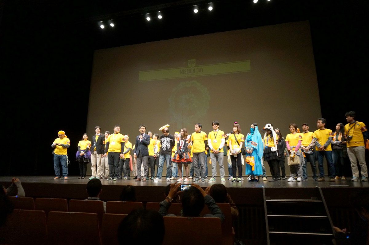 最後はスタッフとして活動したエージェントたちが壇上に