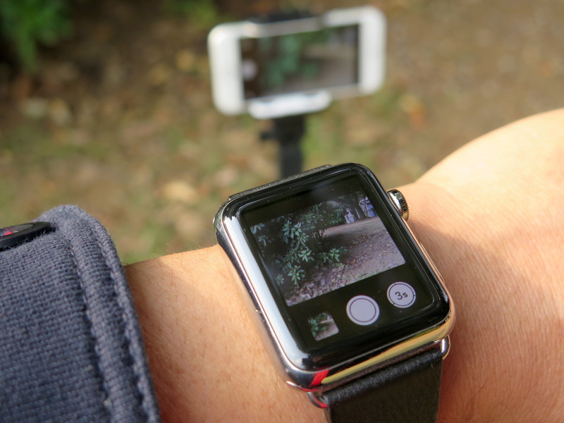 三脚として使う場合は、Apple Watchでシャッターが切れる