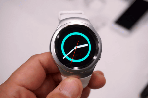 サムスンのスマートウォッチ「Gear S2/S2 classic」国内登場、ドコモと