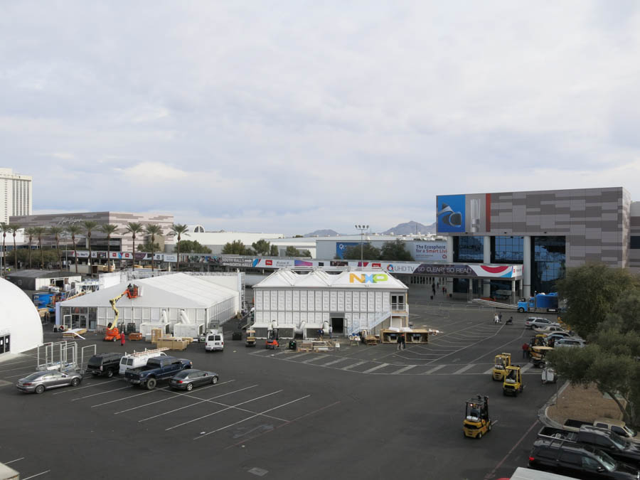 設営作業中のメイン会場「Tech East」はLas Vegas Convention Centerにある