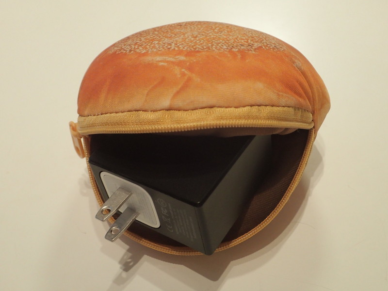 何も入らないんじゃないか思ったが、ハードなモノもすっぽり収納