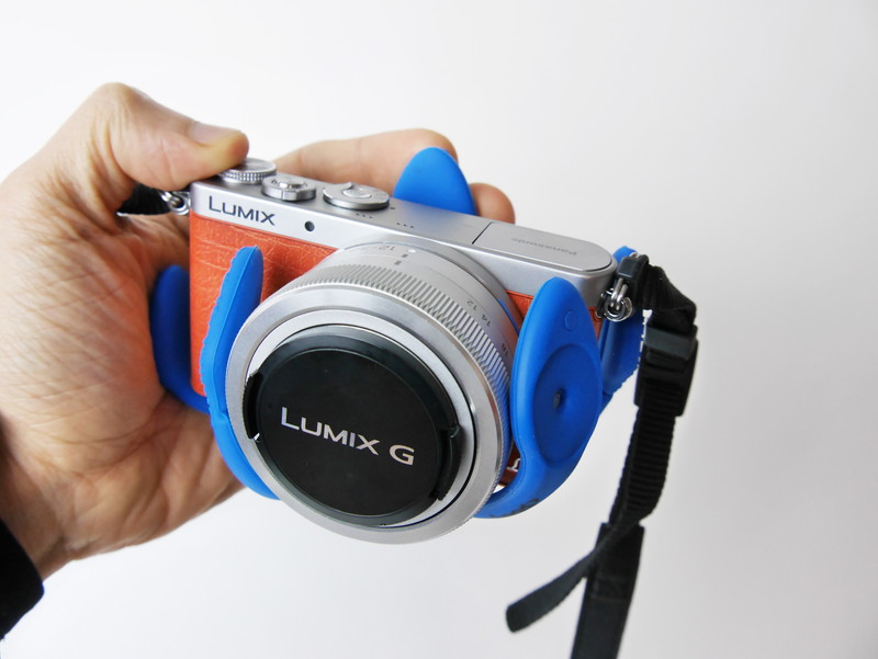 見た目は気持ち悪いが、持ち運びしやすいのは好感触