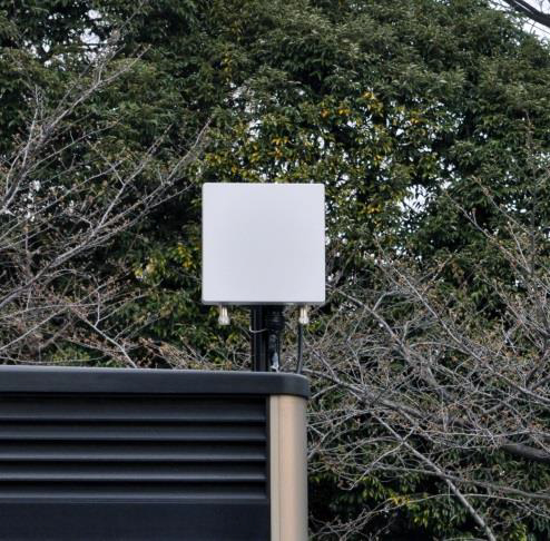 公衆電話ボックスに設置されたアクセスポイント