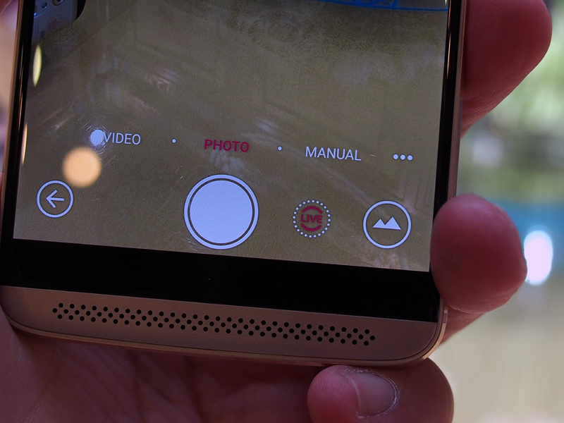 「live photo」や各種撮影モードを簡単に呼び出せる