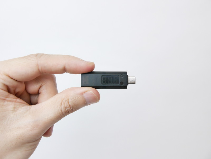 本体サイズは15×40×9mmとめちゃくちゃ小さく、気を付けないとうっかりなくしてしまいそう