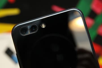 価格を抑えた「ZenFone 4 カスタマイズモデル」、IIJmio、イオン