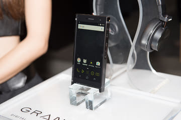GRANBEAT DP-CMX1 GUP ONKYO ハイレゾ　スマートフォン スマホ最高音質”を目指す。オンキヨー世界初フルバランス出力
