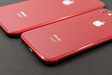 iPhone 8、iPhone 8 Plusに新色「(PRODUCT)RED」登場 - ケータイ