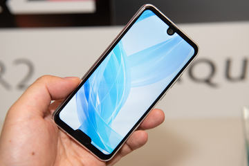 SIMフリーのAQUOS R2 compactが4万7800円、gooSimsellerのセット