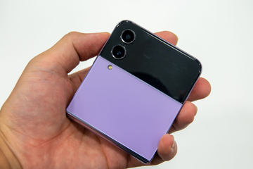 Galaxy Z Flip4 (グラファイト) docomo サムスン Galaxy Z Flip4 SC-54C docomo [グラファイト] 価格