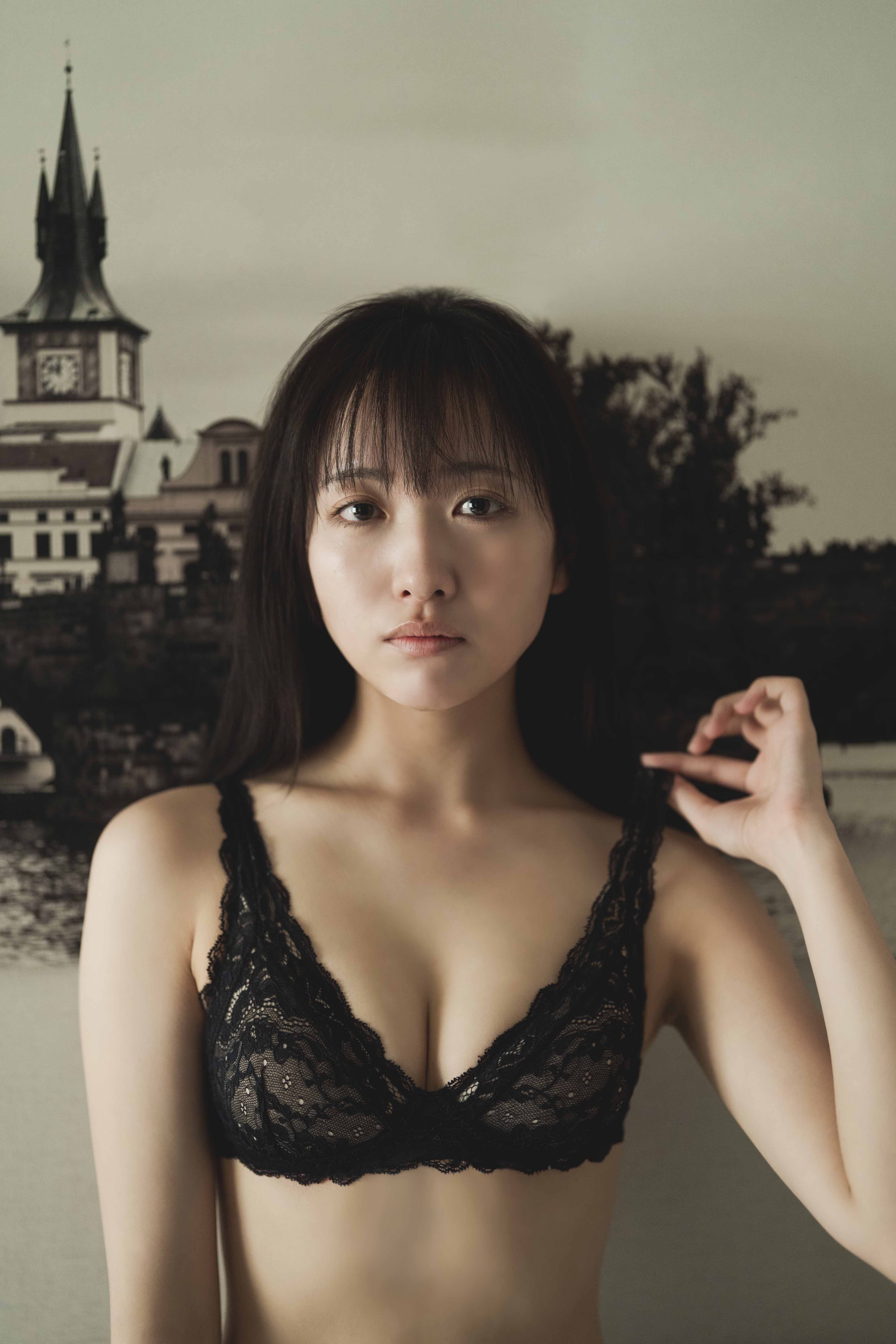 石田千穂① 71XBgQ9V+NL.jpg