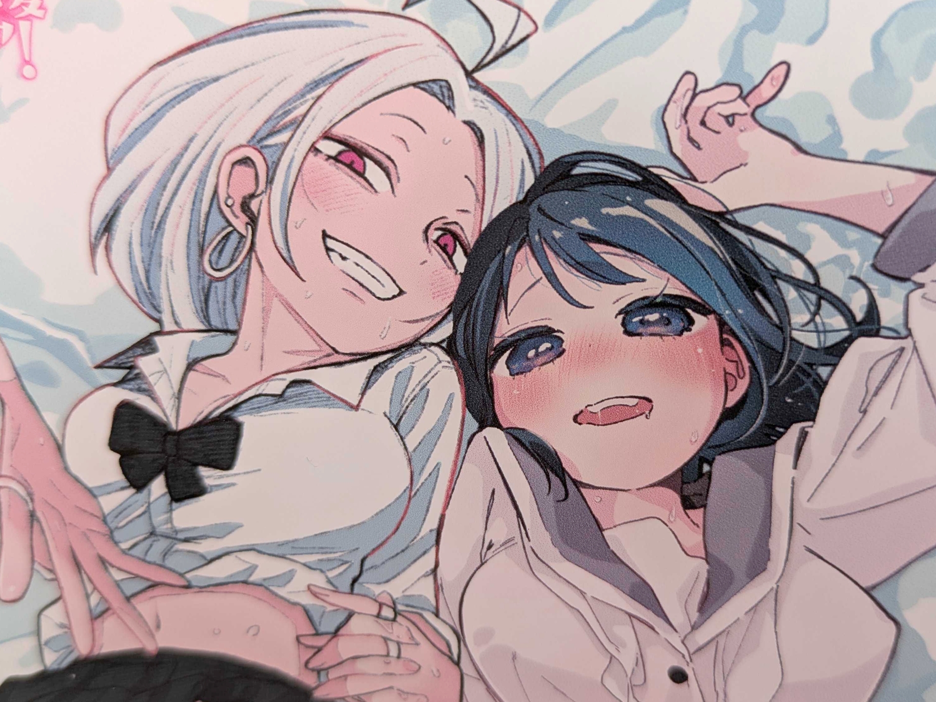 2人のご尊顔。表情、筆致の違いに注目したい