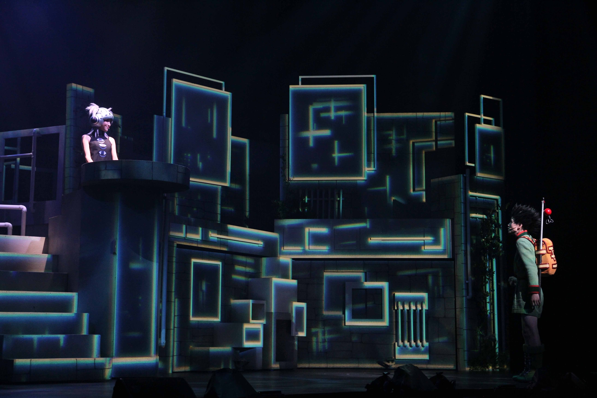 グリードアイランドの世界に入ると劇中音楽はゲーム風になる