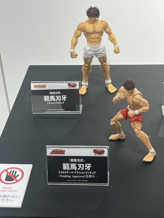 ストームコレクティブルズより発売予定のフィギュアも多数展示されている