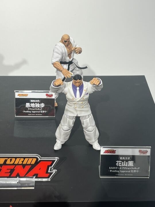 ストームコレクティブルズより発売予定のフィギュアも多数展示されている