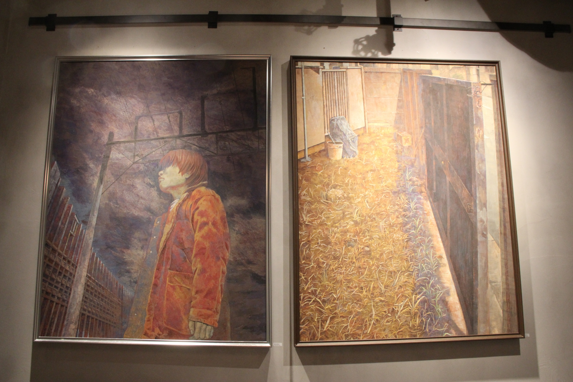 この3点は、いずれも学生時代に描いた作品とのこと。こちらもかなりの大きさがあるので、近寄ってじっくりと鑑賞したい