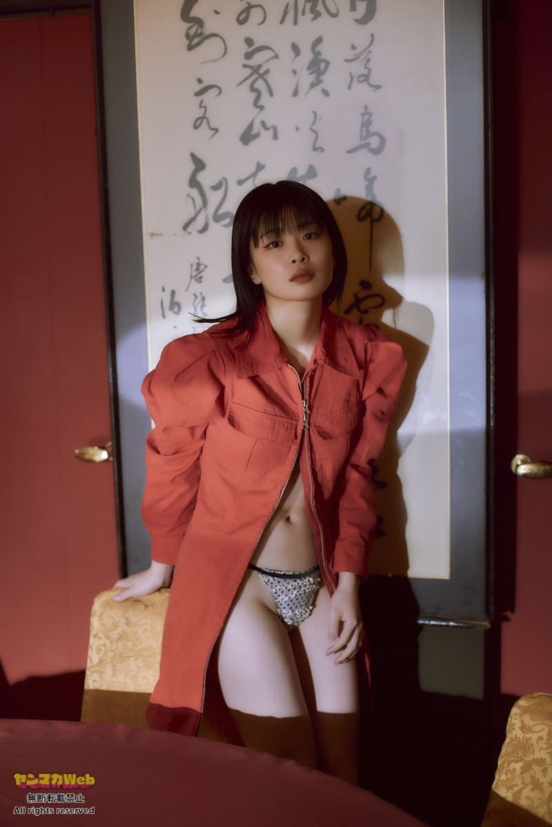 「あの子が水着にきがえたら…」よりMarumiさん