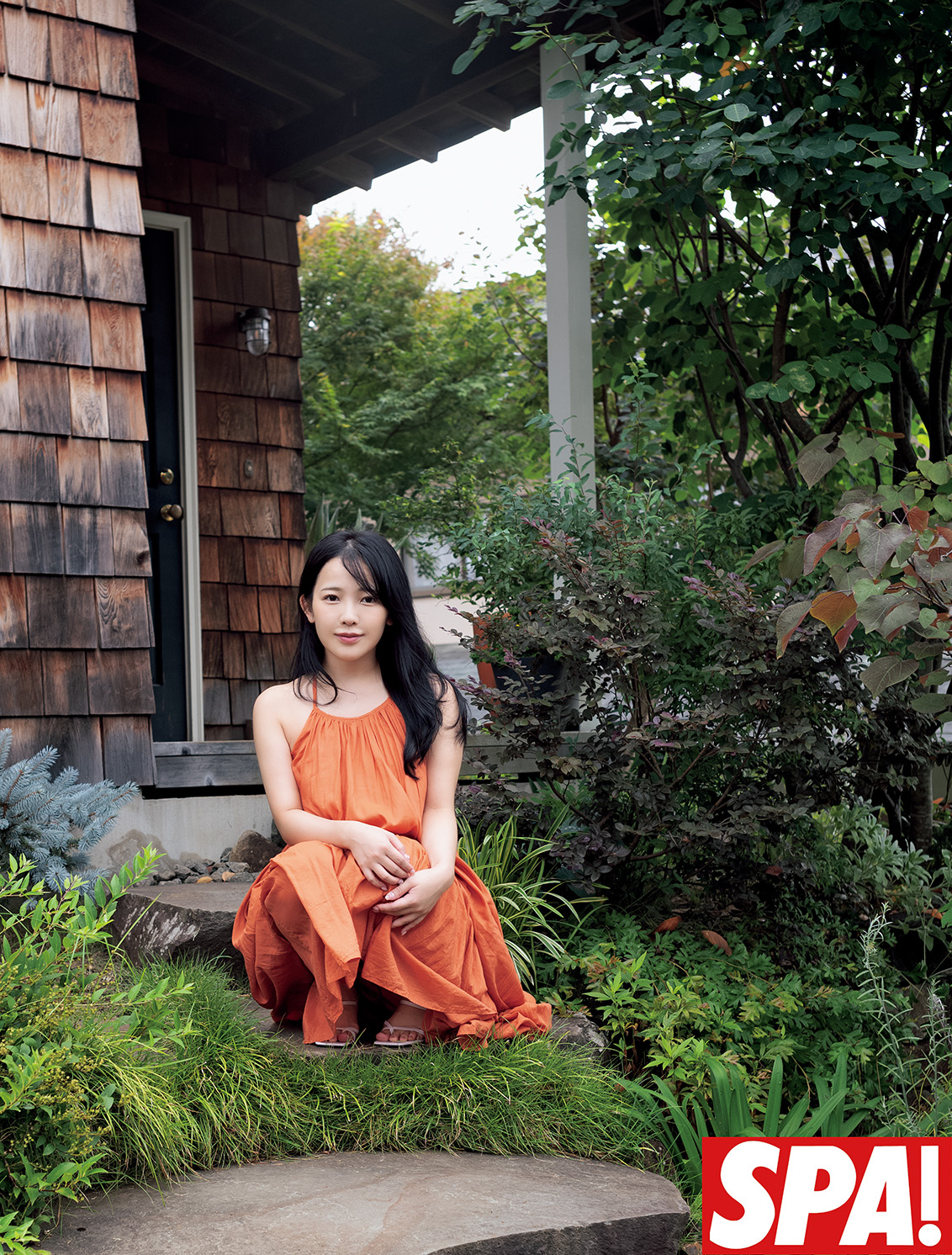 撮影：佐藤裕之　ヘアメイク：花房みなみ　スタイリング：田中陽子