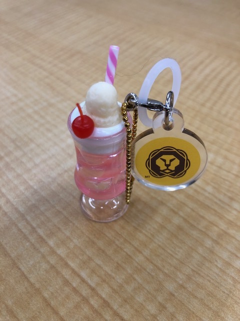 CROSS限定Cream Sodaキーチェーン