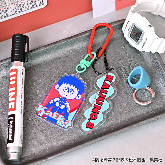 クルーネックT シャツ