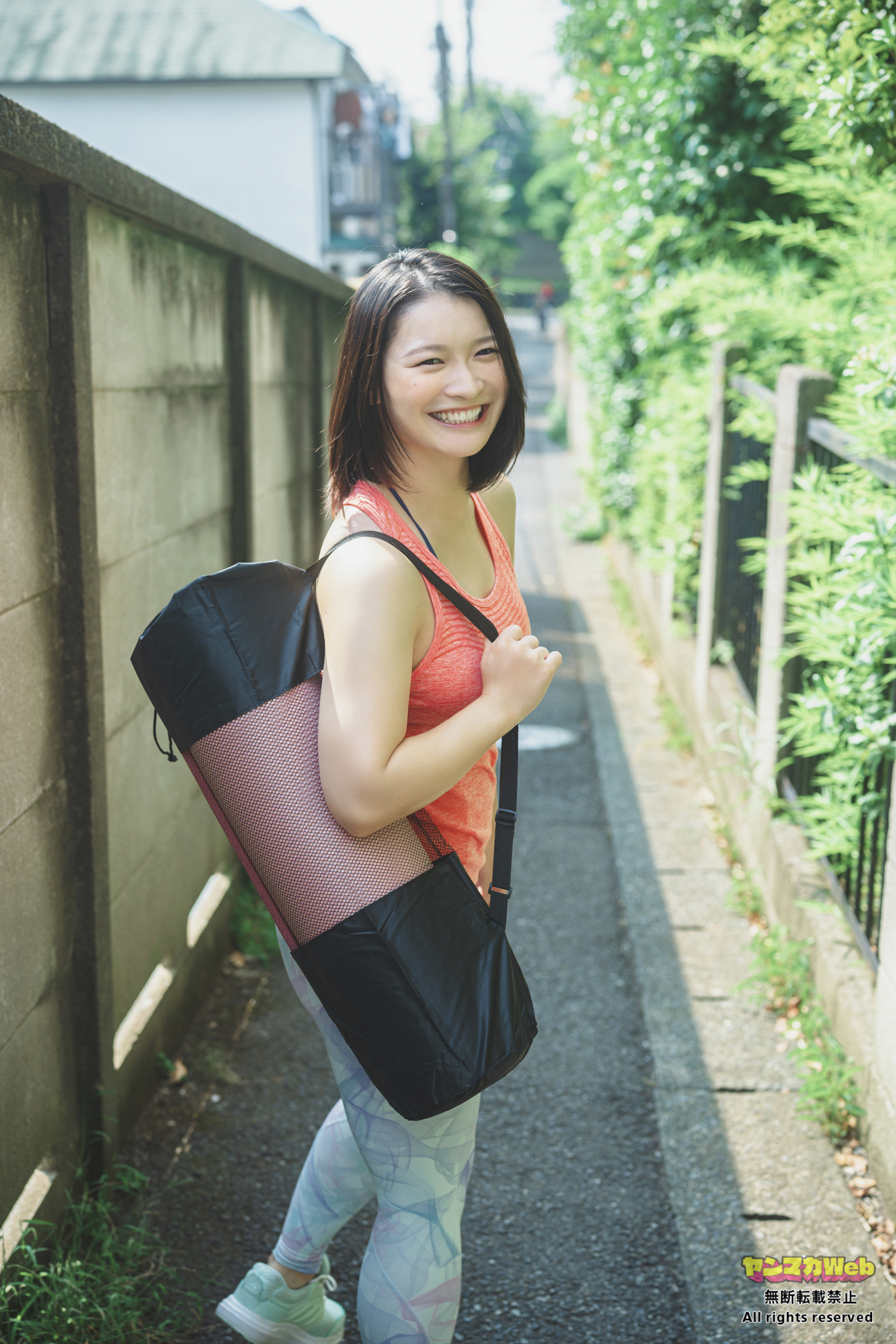 「働くお姉さん」よりちなつさん
