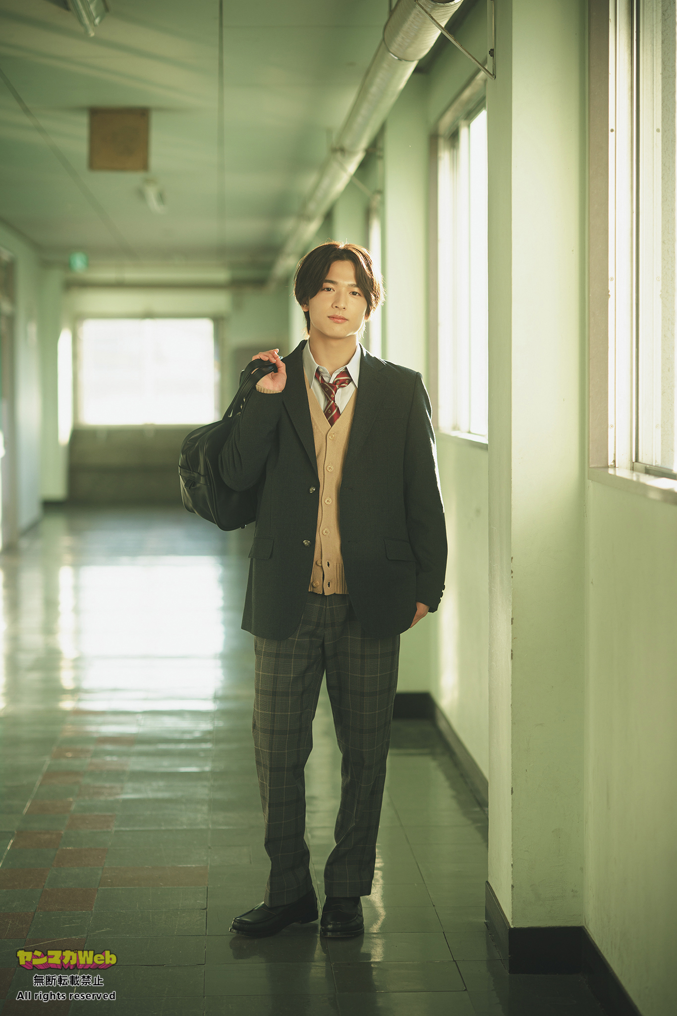 「推しメンFile」より鈴木駈さん