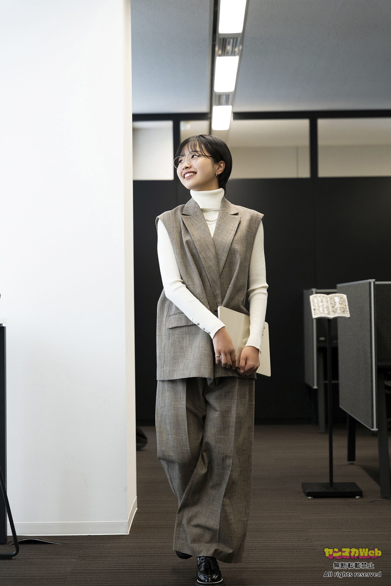 「週刊！ハロプロ写真館」より弓桁朱琴さん