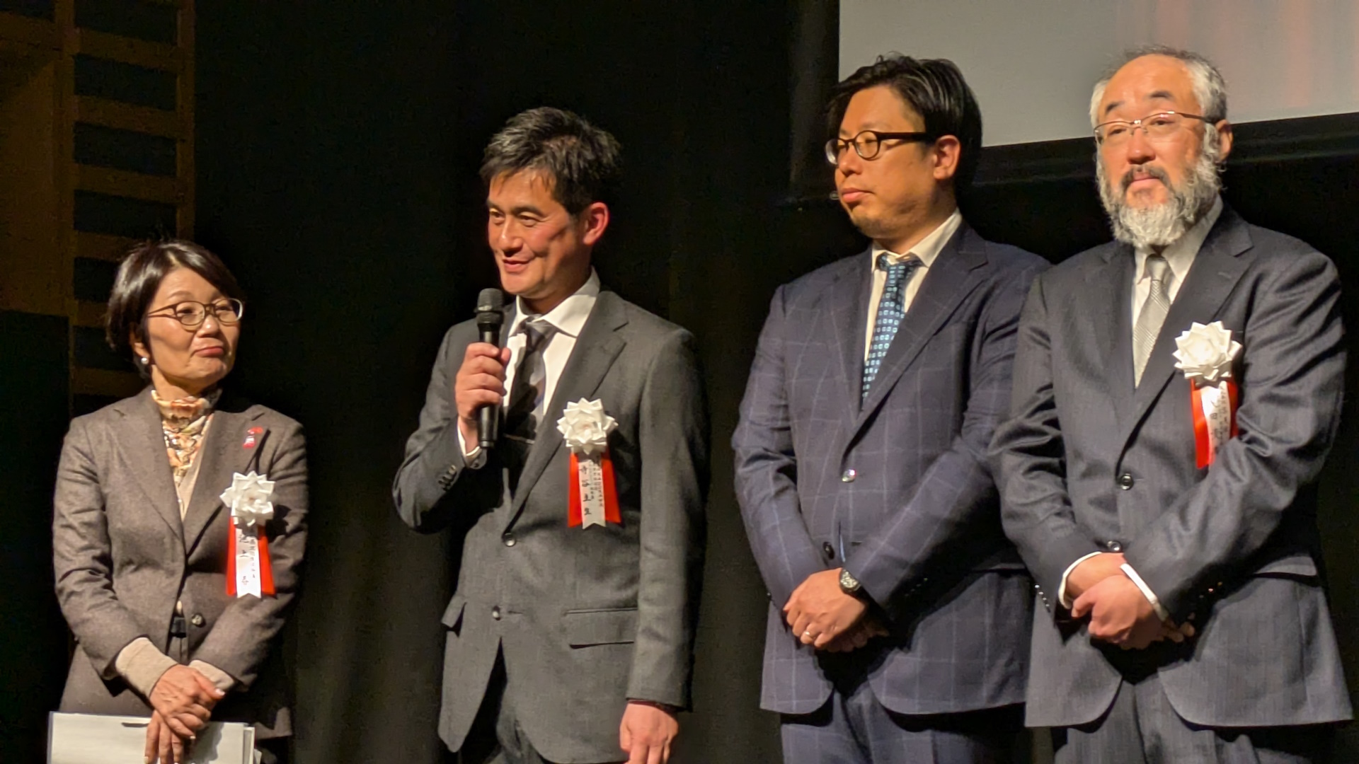 左から高知県 文化生活部長 池上香氏、KADOKAWA 出版事業推進局 タテスクコミック部 部長 寺谷圭生氏、同タテスクコミック編集長坂野聡氏、集英社 ジャンプTOON統括編集長 浅田貴典氏