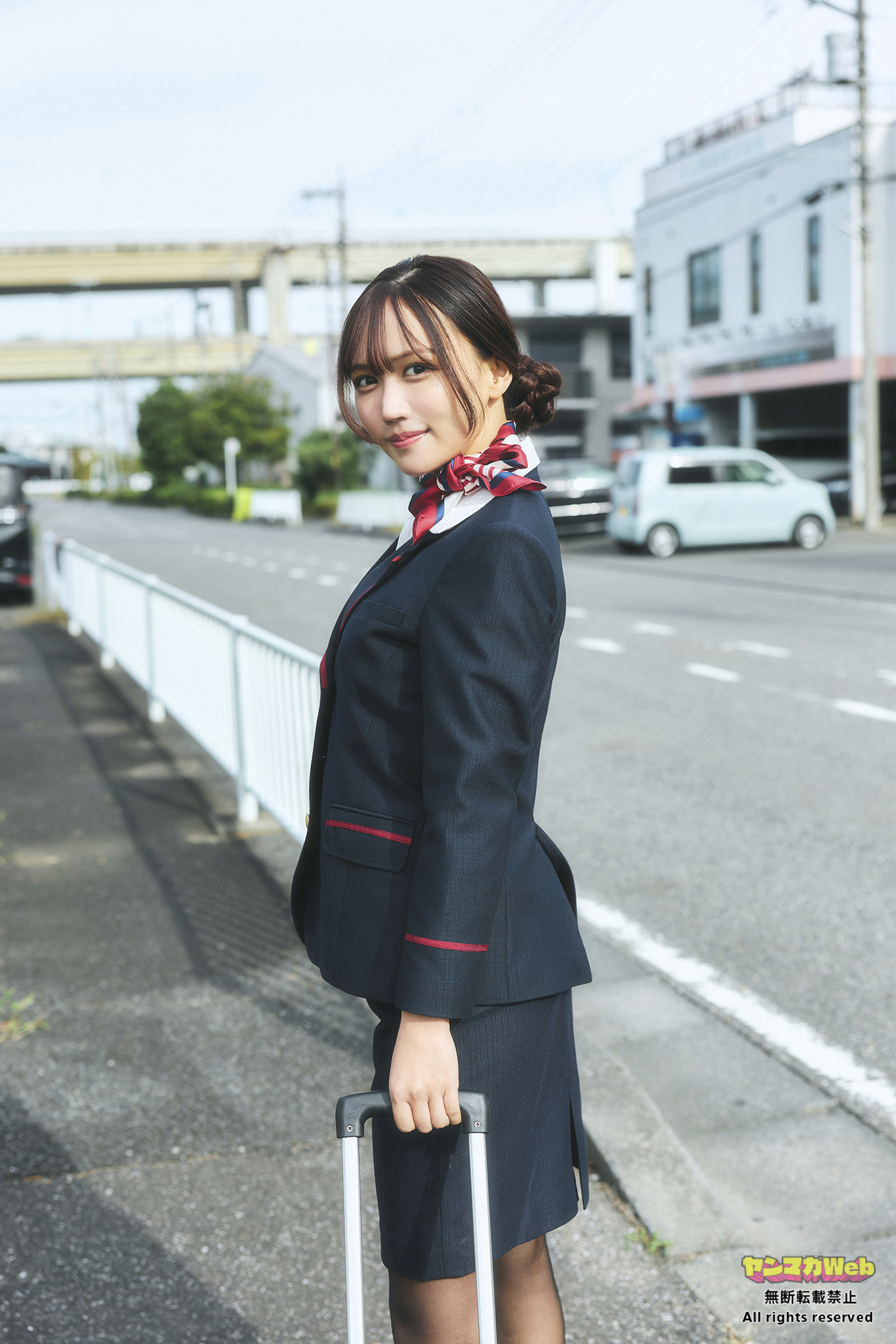 「働くお姉さん」より橘和奈さん