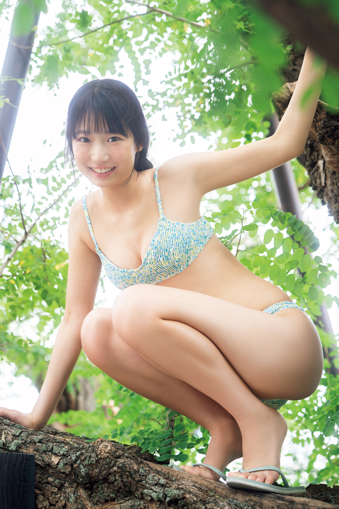 百田汐里(C)光文社/週刊FLASH 写真◎佐藤佑一