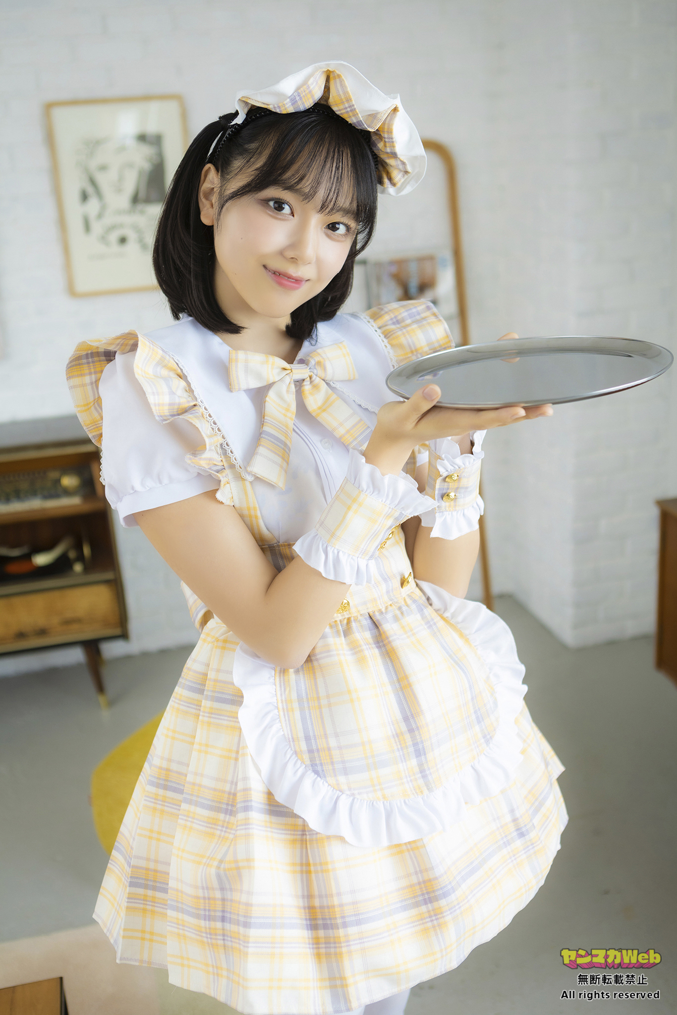 「ミスマガのアソビバ！もしミスマガがメイドだったら! 2025」より江下晏梨さん