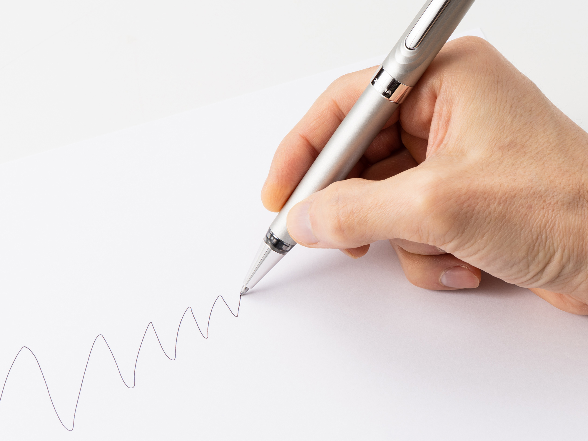 「エイジングチップ」搭載のペン先