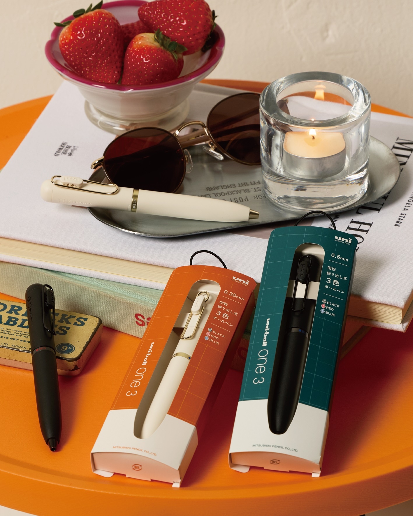 「ユニボール ワン 3」（ギフトver.）