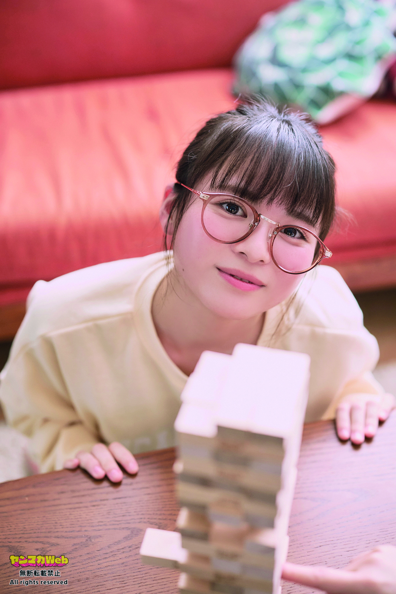 「ミスマガのアソビバ！文化系女子の休日」より太田しずくさん