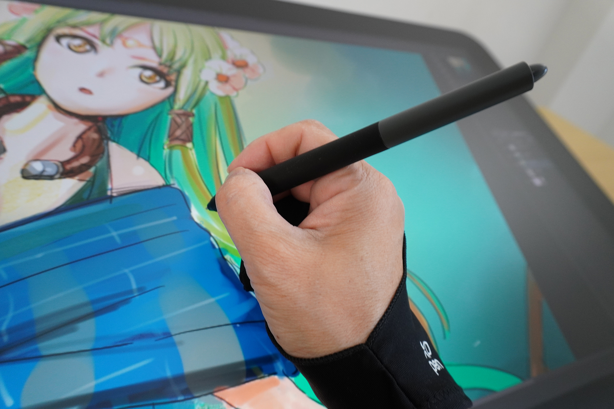 大きなストロークでガシガシと描くのが好きなので、滑らかさを実感できた