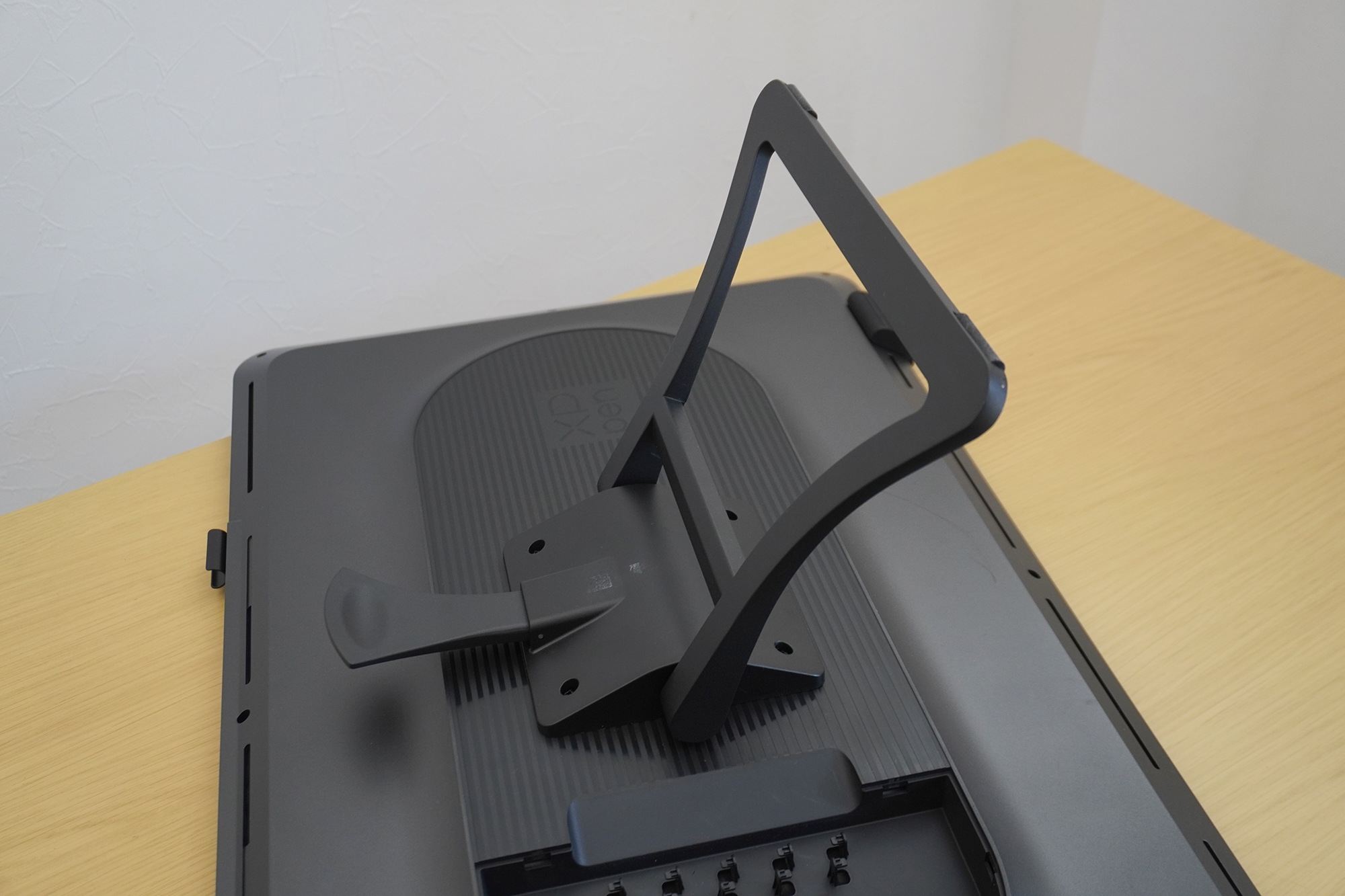 位置調整スタンドを立てたところ