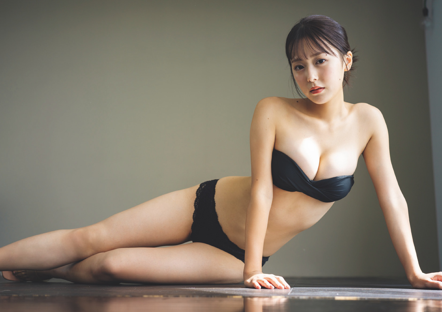 (C)HIROKAZU／集英社