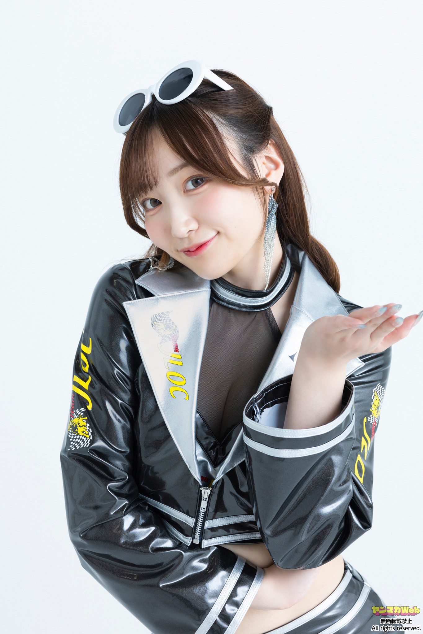 「ヤンマガGリーグ！レースクイーン編」より白石ななこさん