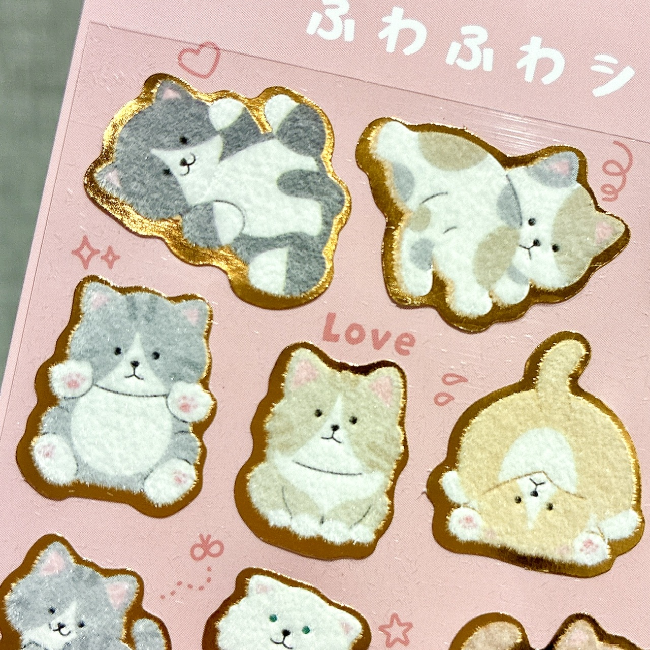 ふわふわシール（C）Peanuts Worldwide LLC