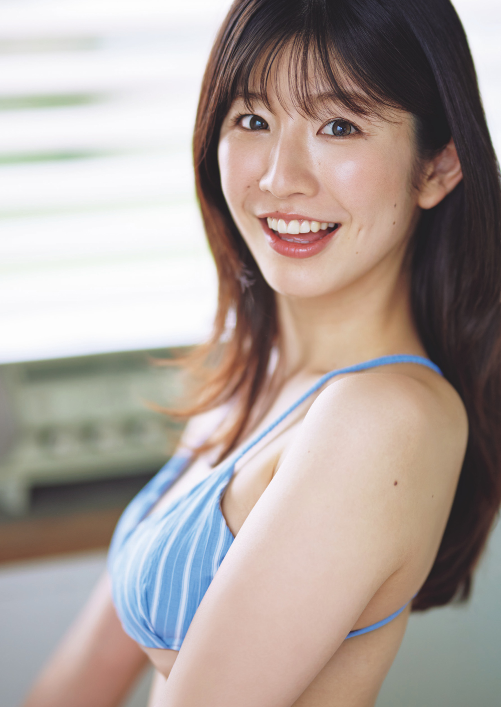 【デジタル限定】望月風花写真集「この癒やし系美女、いったい何者!?」(C)熊谷貫／集英社