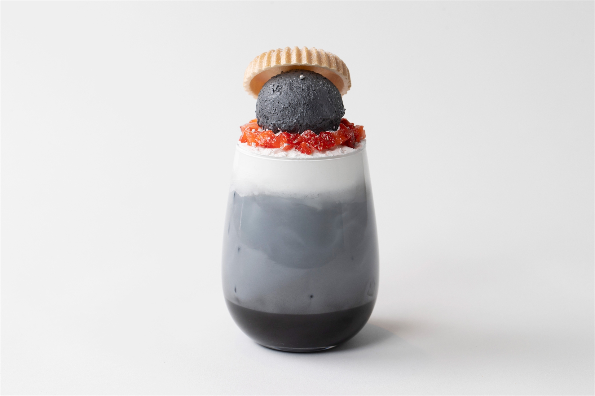 　笠地蔵の黒胡麻ミルクラテ　1,180円