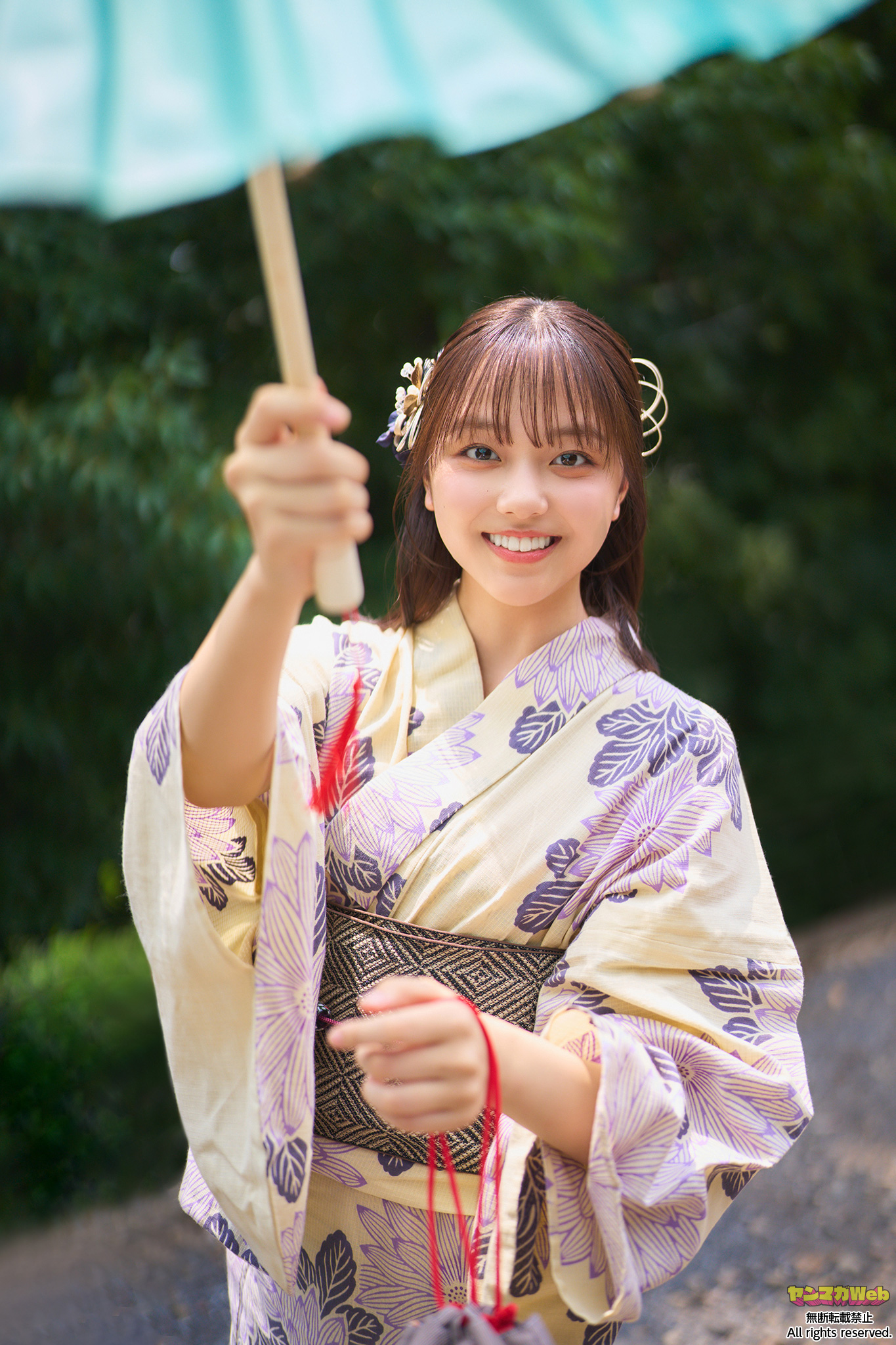 「ミスマガのアソビバ！浴衣で夏祭り」より江下晏梨さん