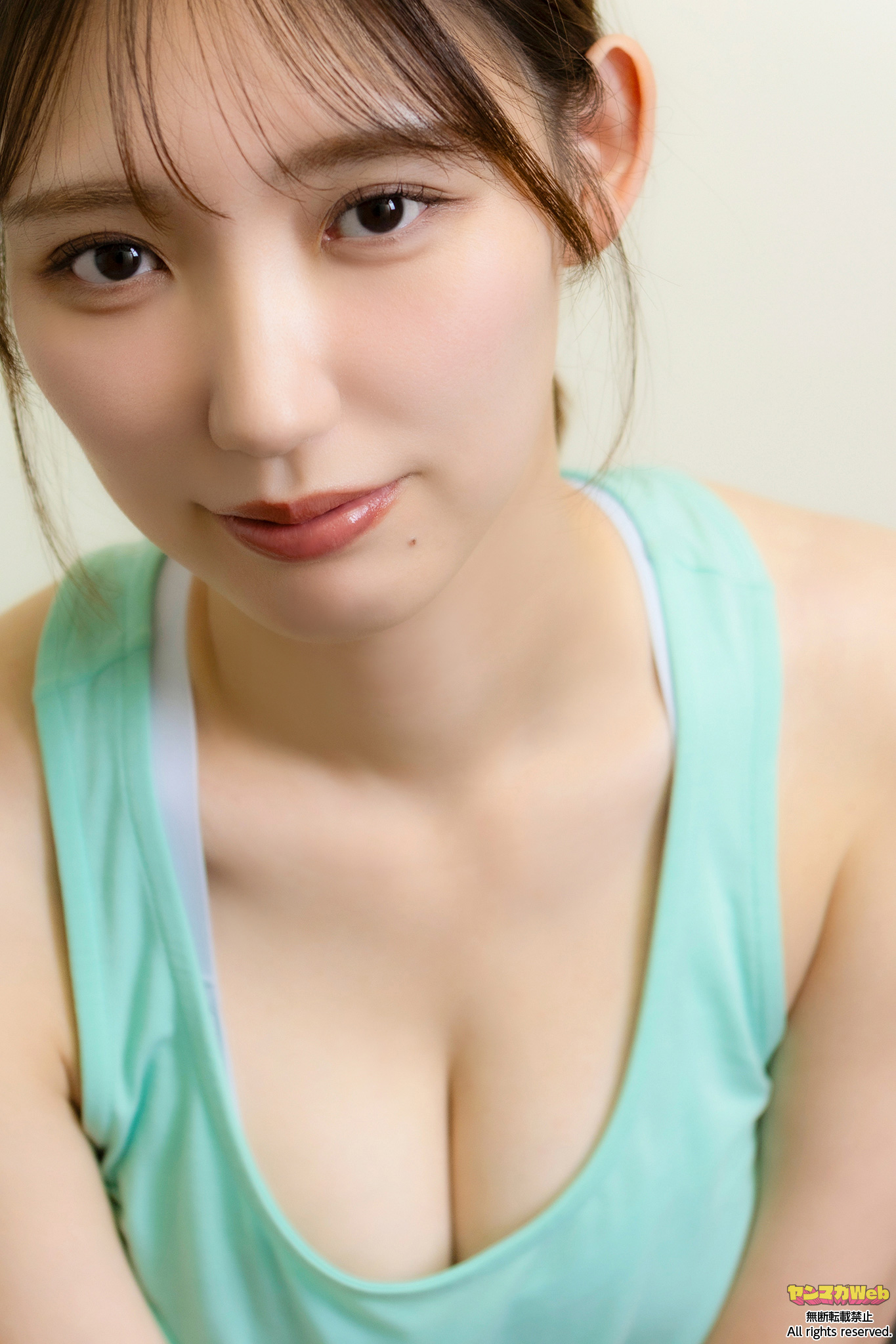 「週刊！おしりグラフ」より新田ゆうさん