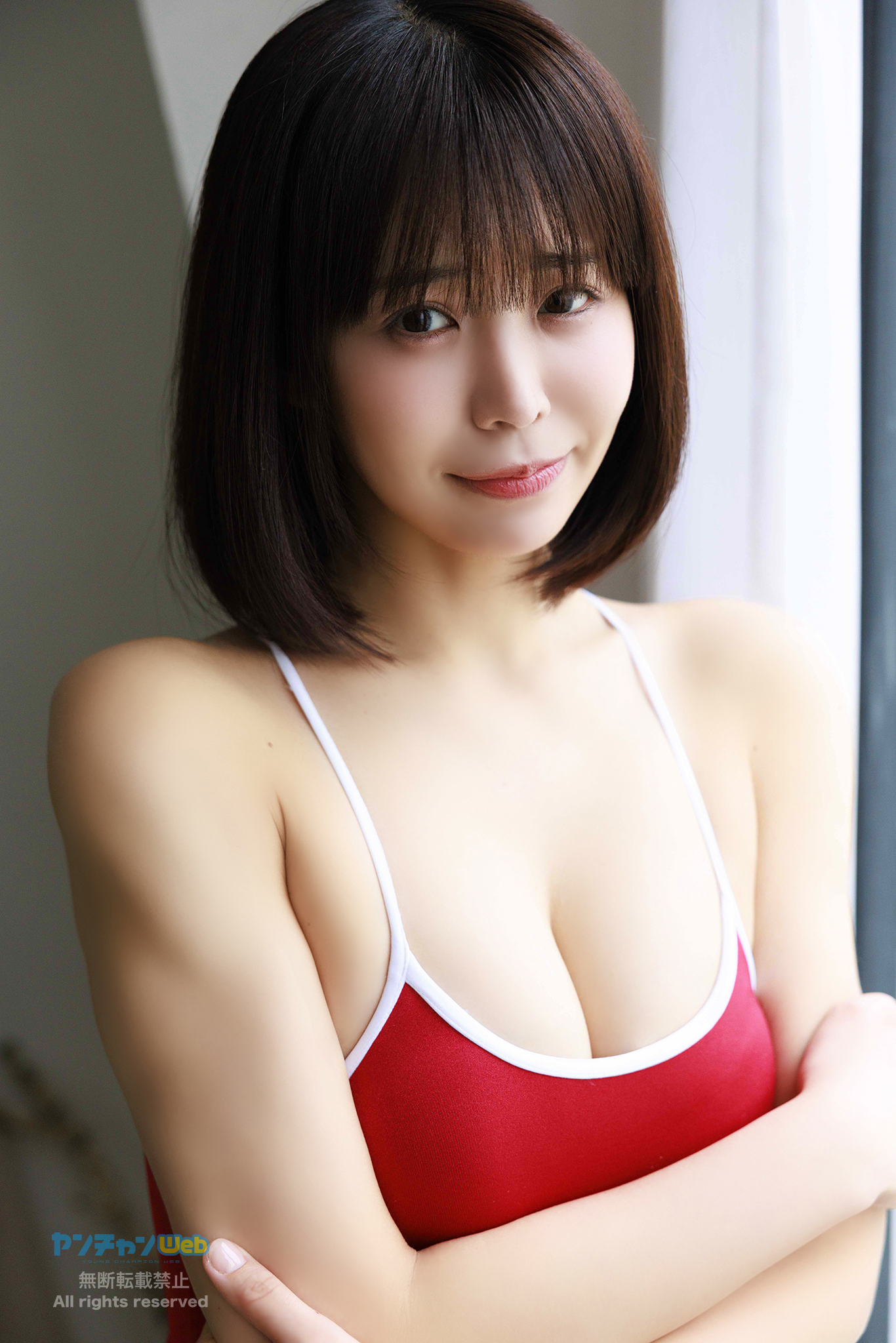 真中つぐさん