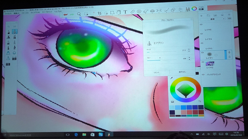 MateBookでイラストのドローイングデモを披露